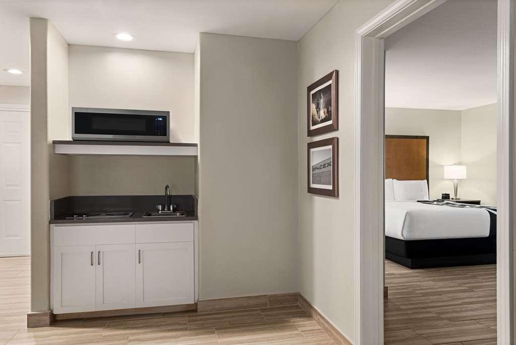 La Quinta By Wyndham Brownsville North Ruang foto